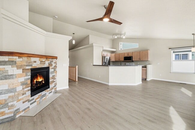 Building Photo - 2250 Marshfield Ln