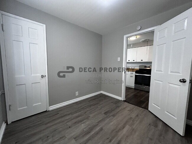 Building Photo - 6108 Eaton Dr