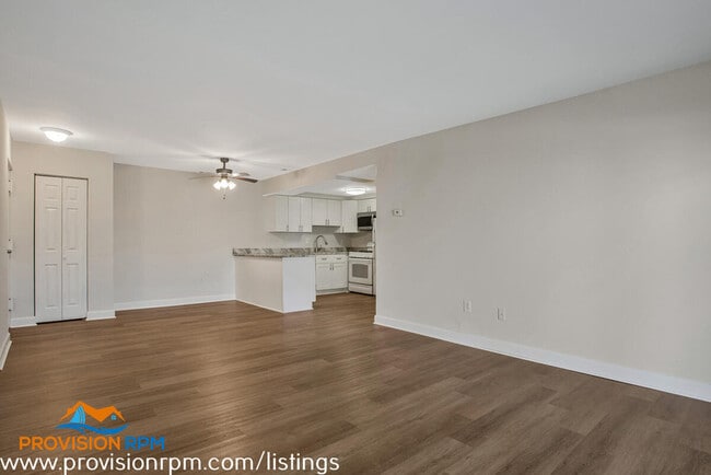 Building Photo - 2574 Riva Rd