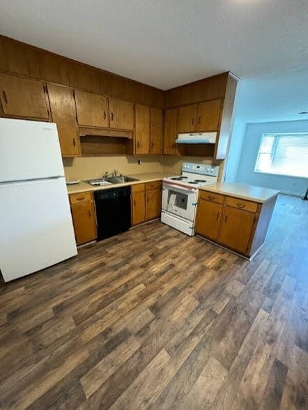 Building Photo - 620 Patterson St