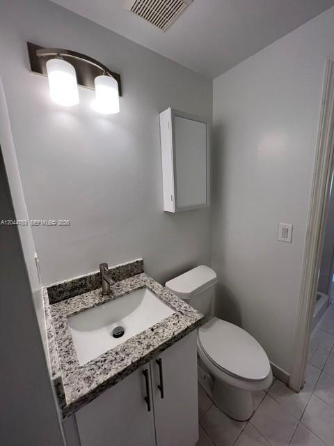 Building Photo - 6360 NW 114th Ave