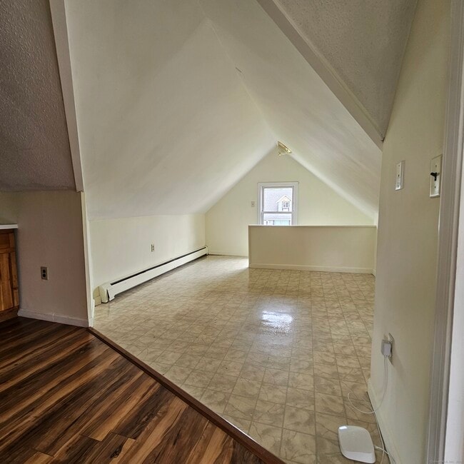 Building Photo - 125 Brightwood Ave