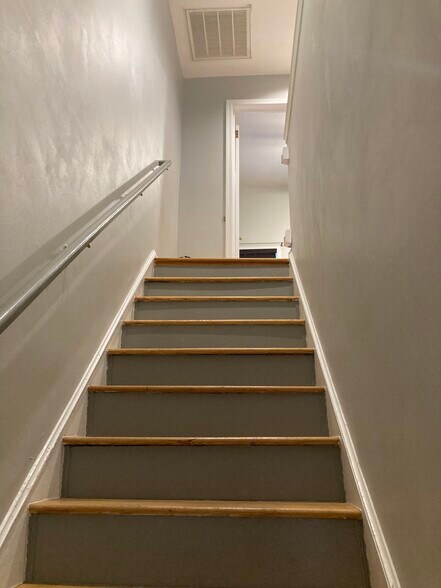 Let's Head Upstairs - 1528 Marion St NW