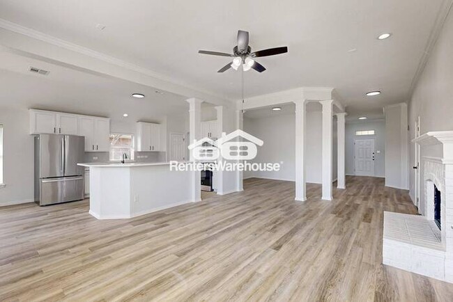 Building Photo - MOVE IN READY - 3BED/2BATH - FORNEY TEXAS