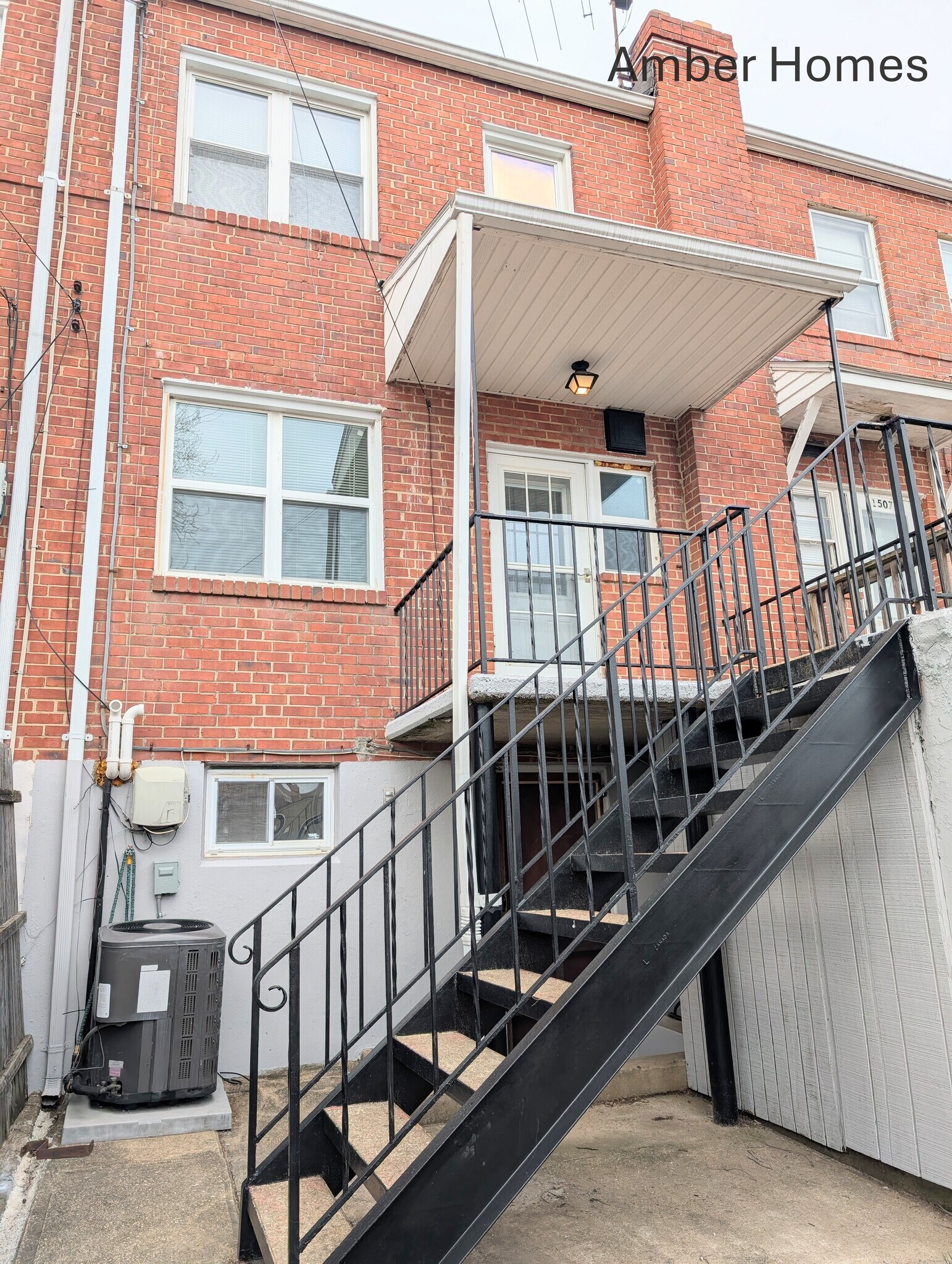 Building Photo - 1505 Becklow Ave