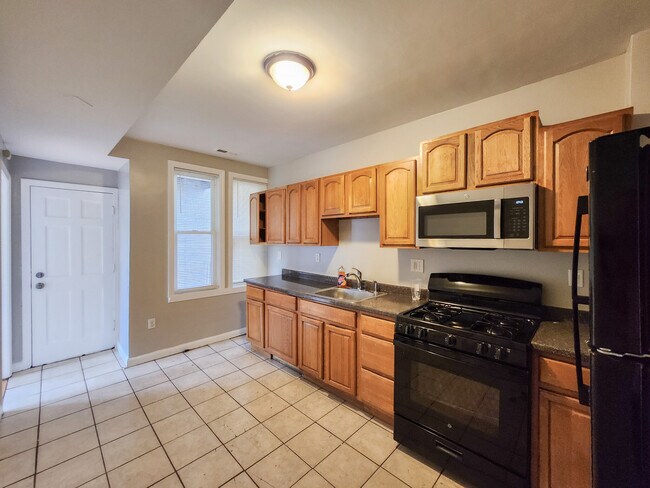 Building Photo - 117 Townsend St