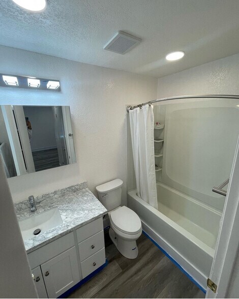 Building Photo - 1801 Marshall Rd