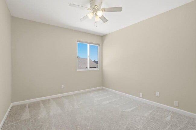 Building Photo - 8879 Hillery Dr