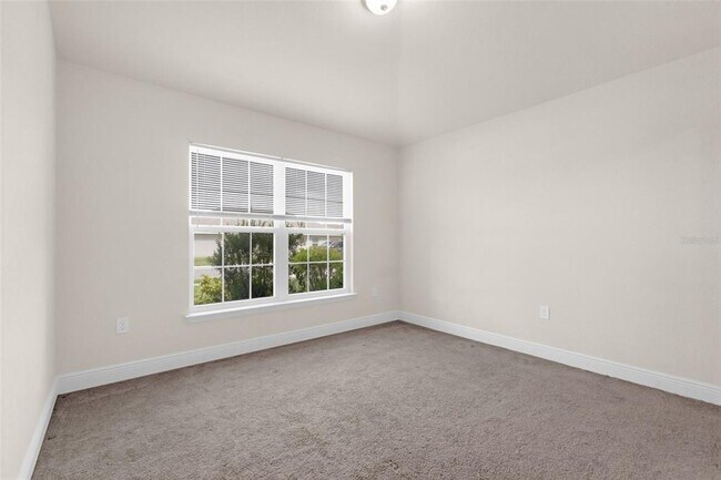 Building Photo - 424 Buchannan Dr