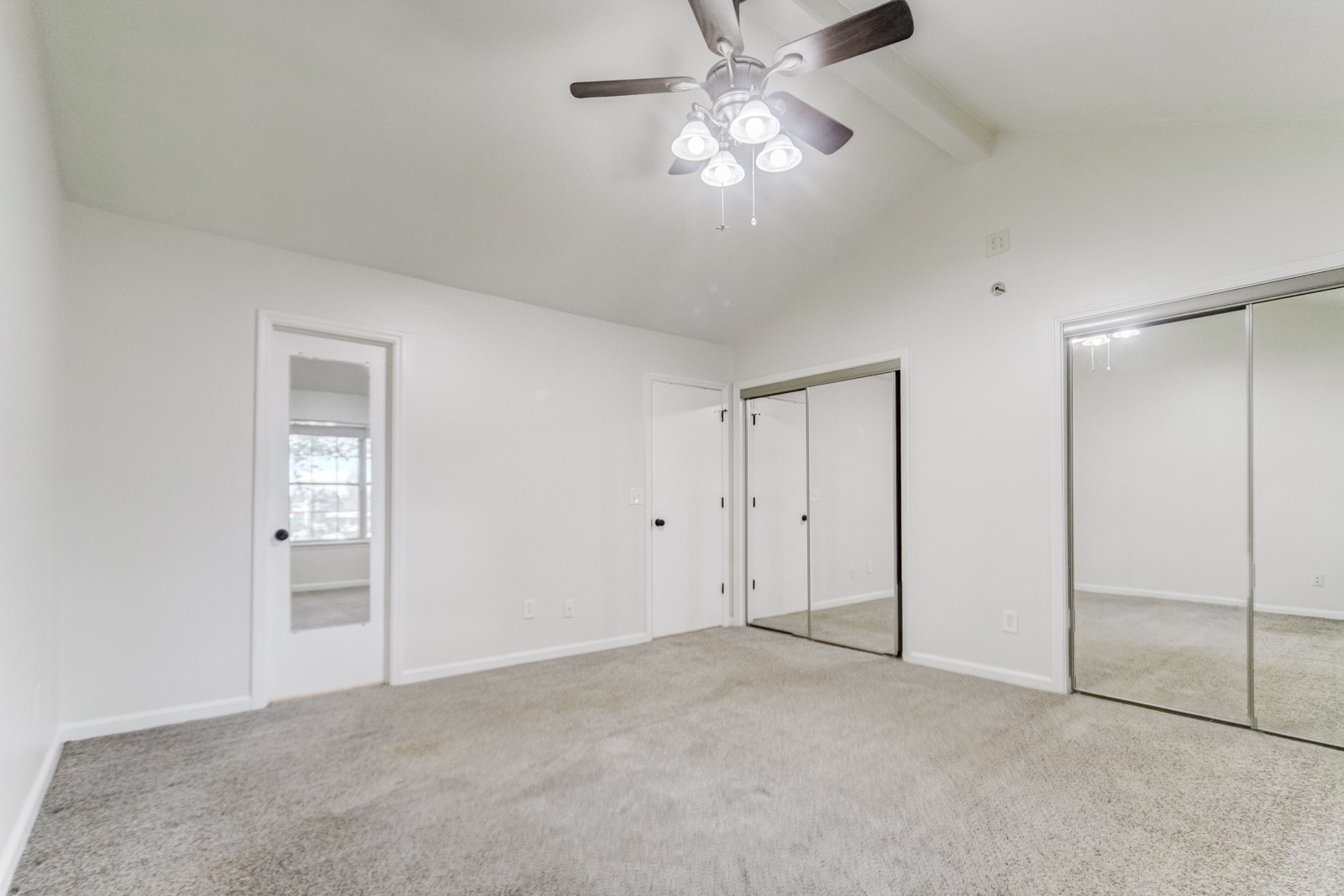 Building Photo - 250 Sanders Ferry Rd