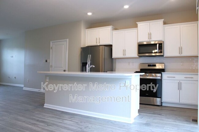 Building Photo - 9818 Ruby Lockhart Blvd