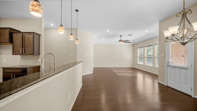 Building Photo - 8602 Austin Thomas Dr