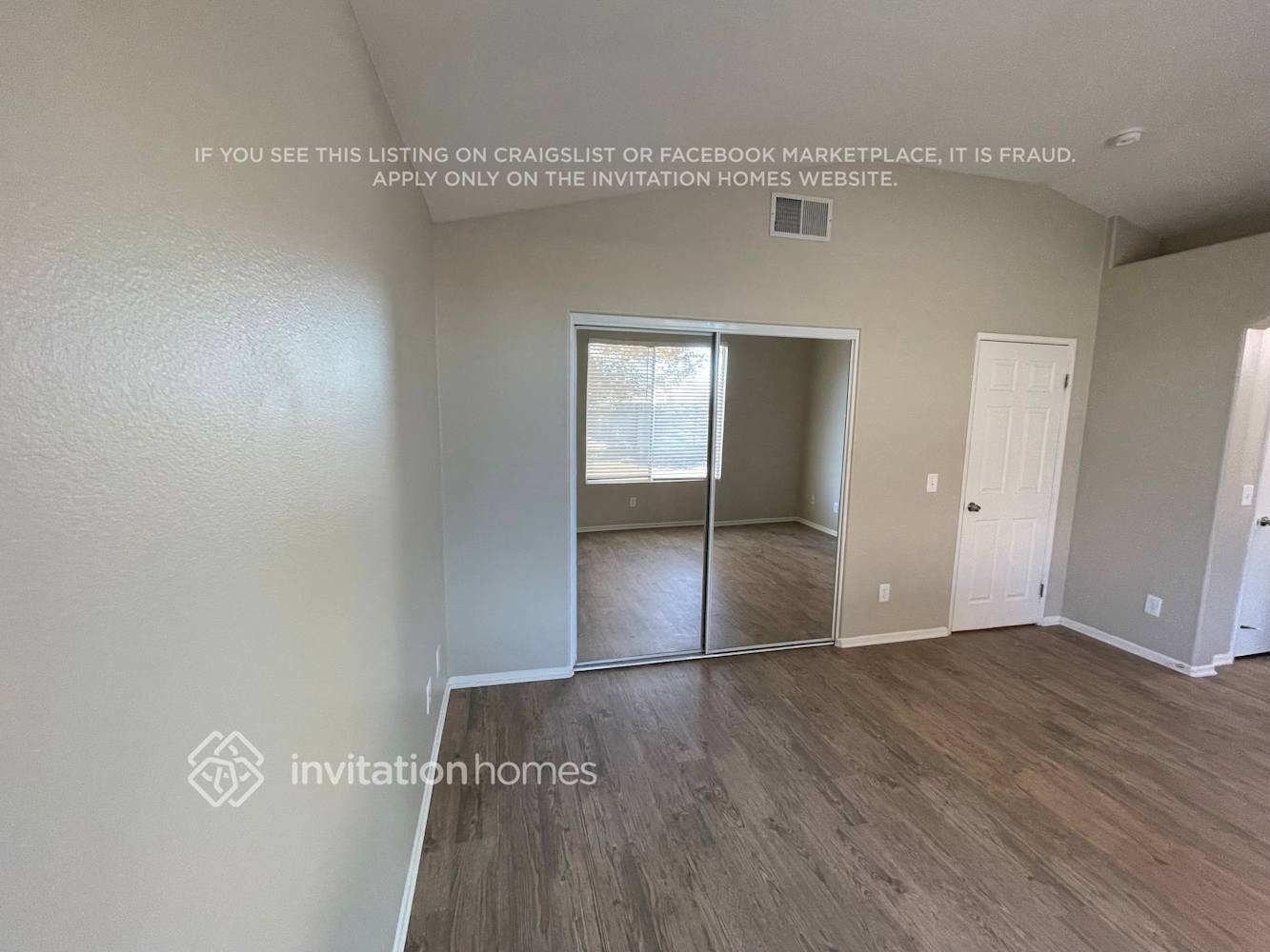 Building Photo - 42550 Blossom Dr