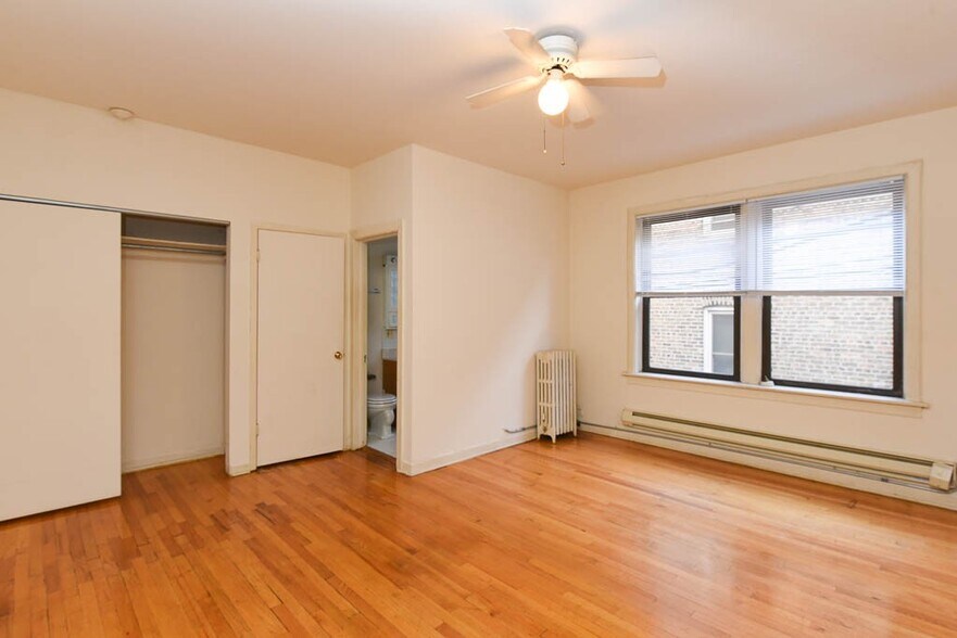 Building Photo - 1055 W George St