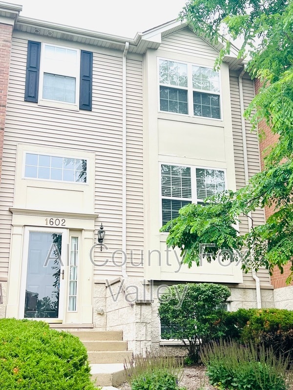 Primary Photo - 1602 Edinburgh Dr