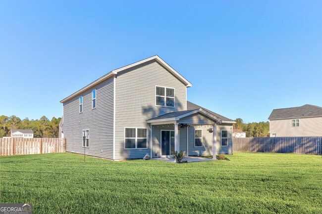 Building Photo - 120 Greenbriar Dr