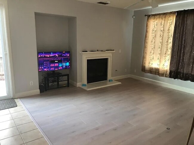 Building Photo - 4154 Golden Pond Way