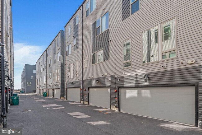 Building Photo - 3121 Sunrise Walk