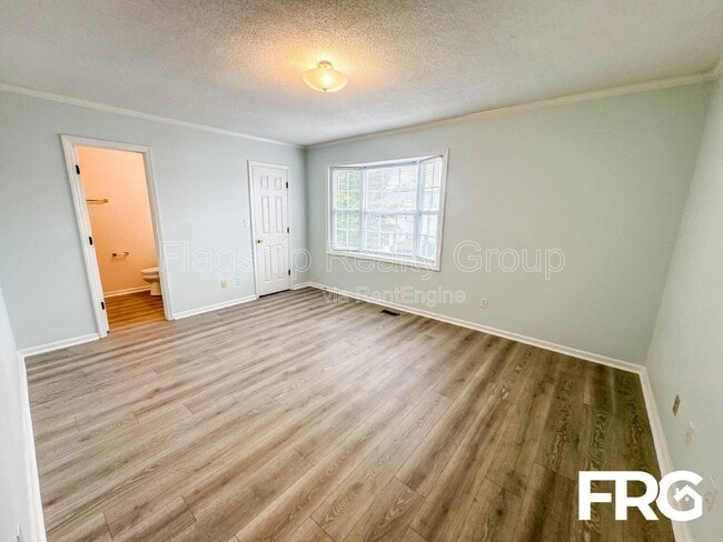 Building Photo - 3908 Sterling Pointe Dr