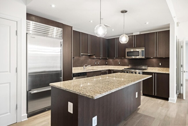 Building Photo - 2425 L St NW