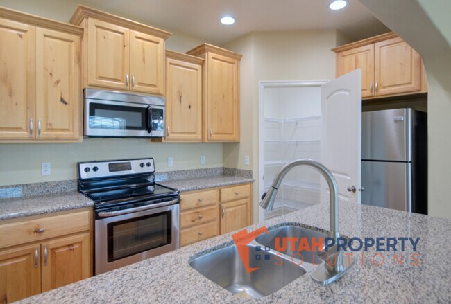 Building Photo - 11763 Currant Dr