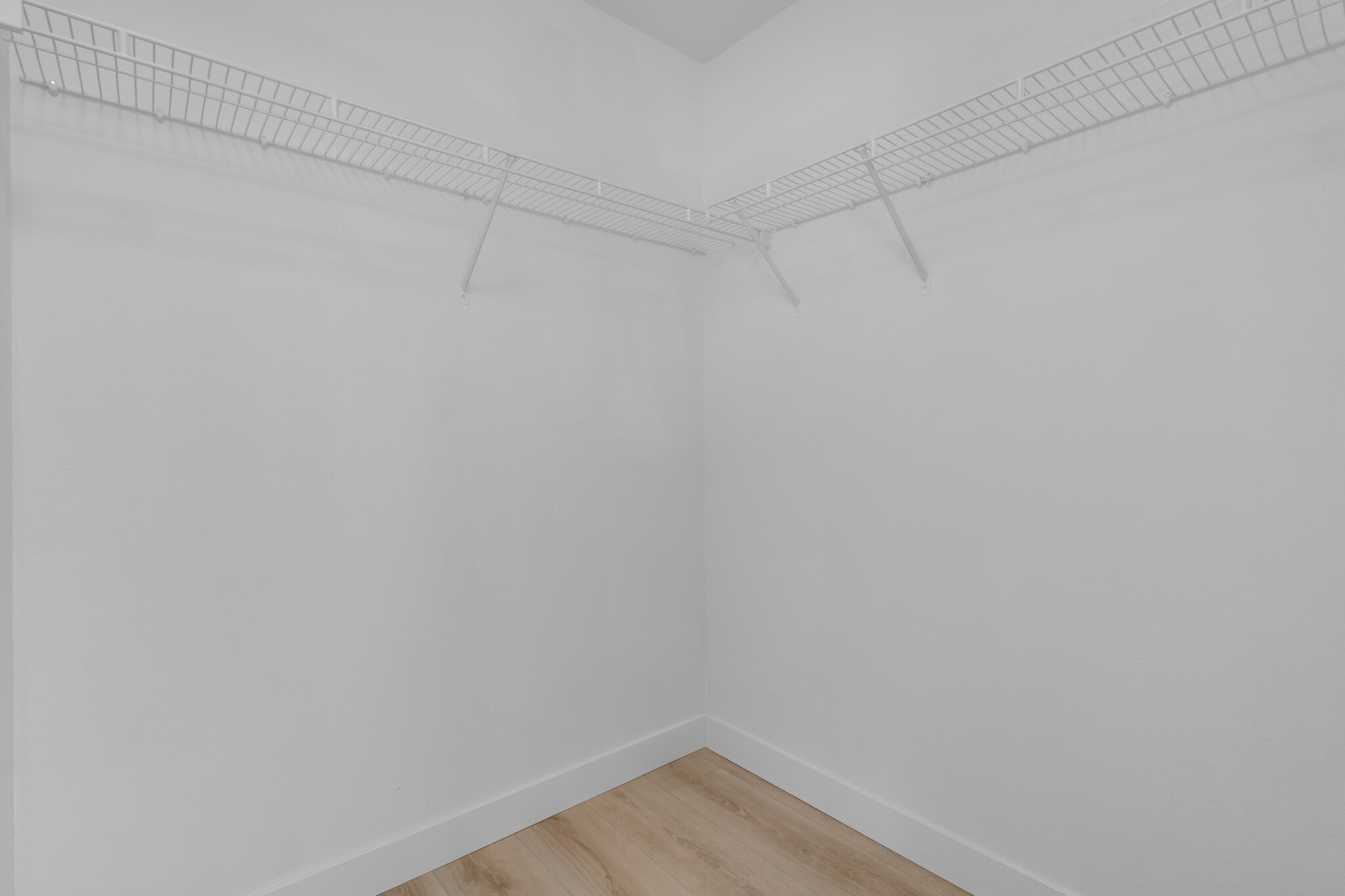 Building Photo - 1568 Lamplight Village Ln