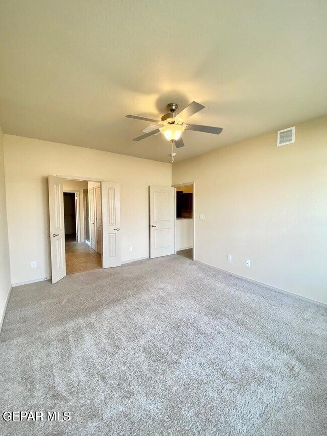 Building Photo - 14277 Desert Sky Dr