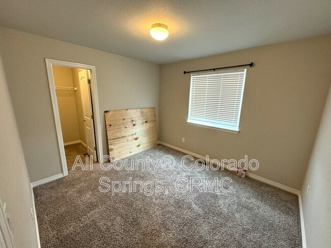 Building Photo - 10782 Yuba Dr
