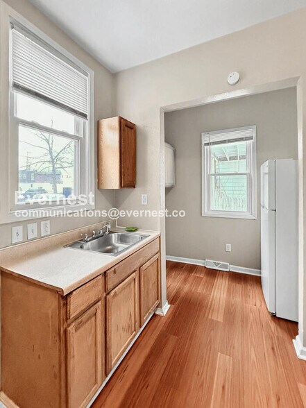 Building Photo - 1311 Mason St