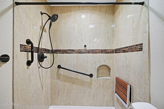 Building Photo - 9708 E Vía Linda