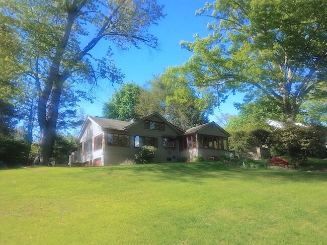 Primary Photo - 61 Indian Trail