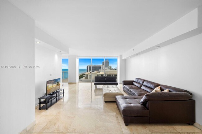 Building Photo - 4775 Collins Ave