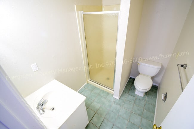 Building Photo - 2018 Lexington Ct