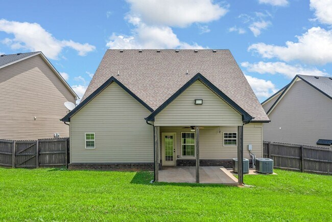 Building Photo - 2863 McManus Cir
