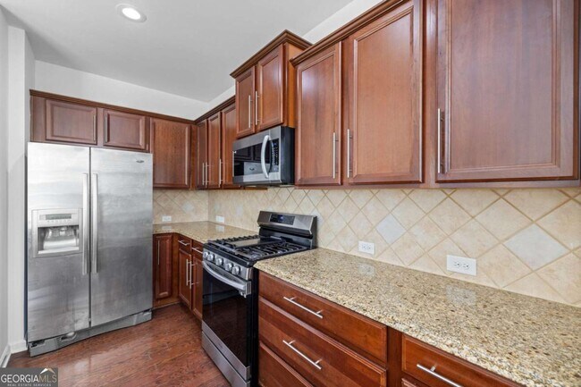 Building Photo - 4228 Laurel Creek Ct SE