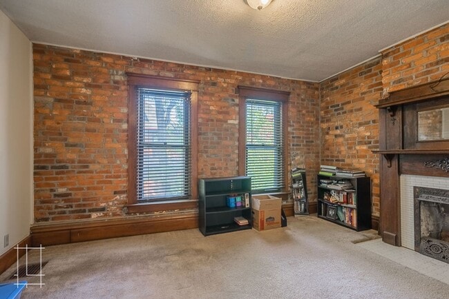 Building Photo - 751-753 Hunter Ave