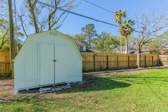 Building Photo - 9419 Campbell Rd