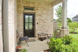 Building Photo - 31106 Aumbrey Ivy Ct