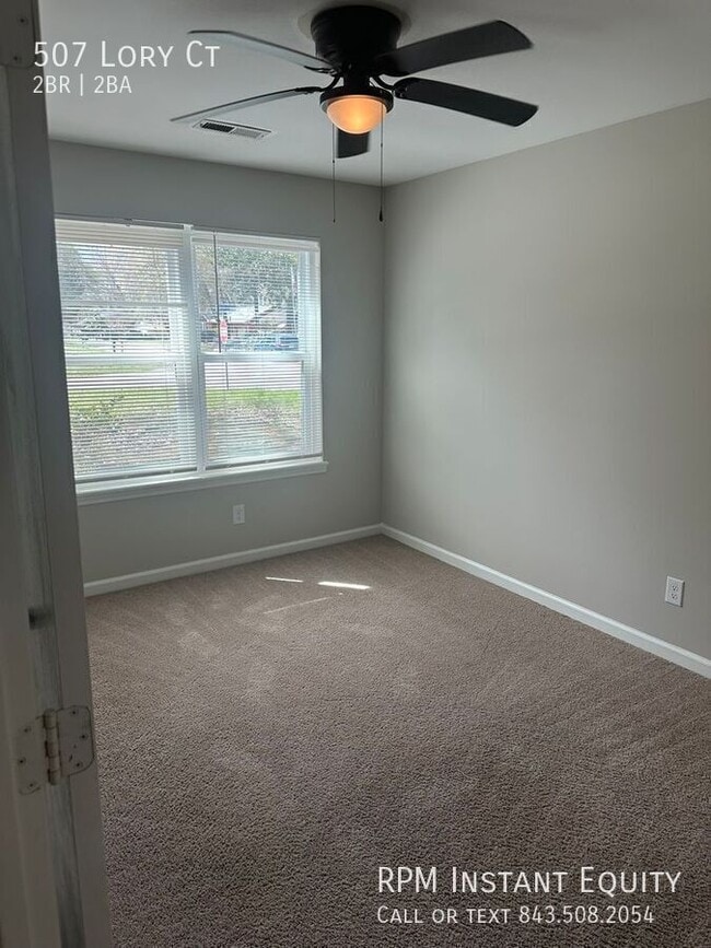 Building Photo - 507 Lory Ct