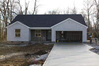 Building Photo - 109 Clara Dr