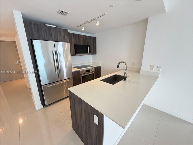 Building Photo - 488 NE 18th St