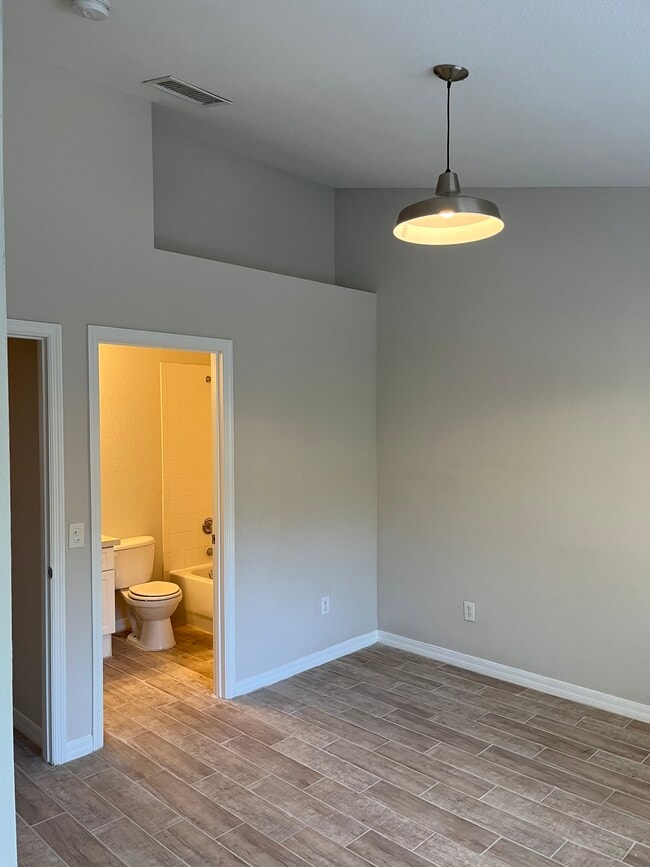 Building Photo - 4271 Plantation Cove Dr