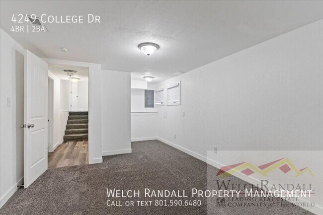 Building Photo - 4249 College Dr