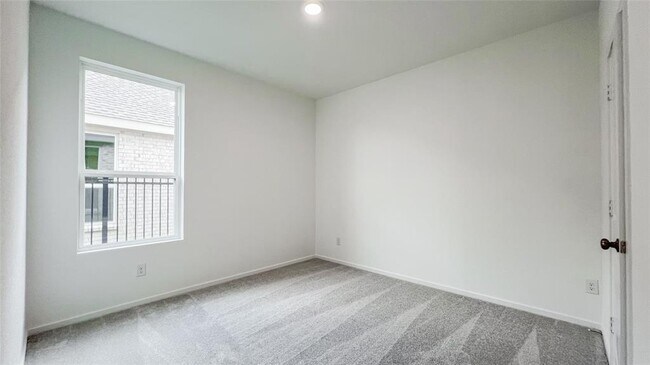 Building Photo - 3024 Estes Ridge Ln