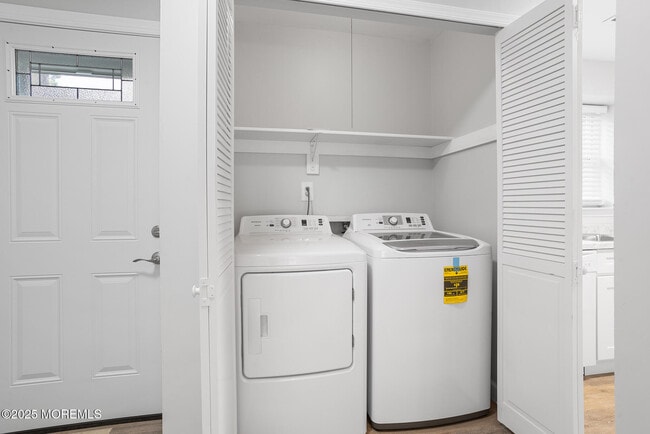 Building Photo - 30 Winged Foot Ln