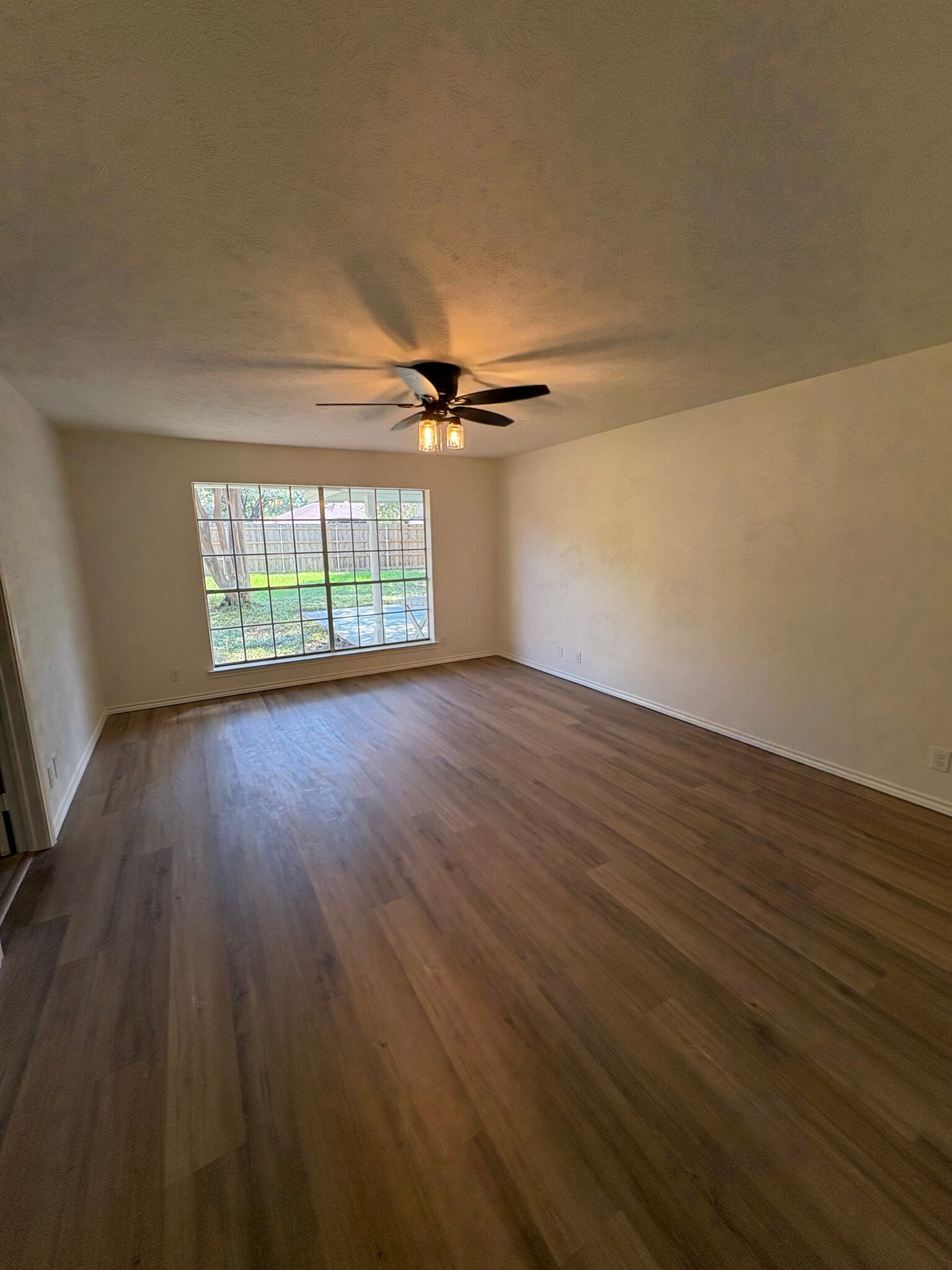 Building Photo - 4625 Barwick Dr