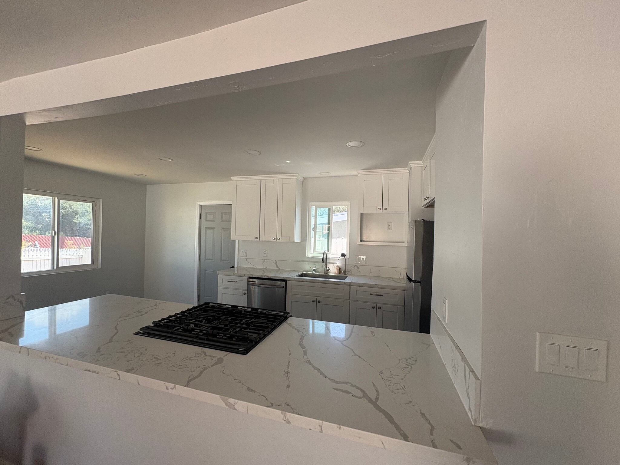 Building Photo - 1222 Willowside Ter