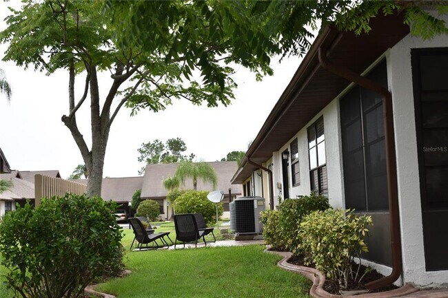 Building Photo - 1702 Aura Ct