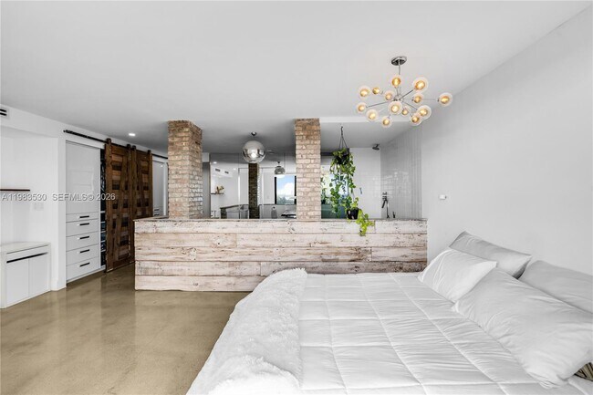 Building Photo - 5701 Biscayne Blvd