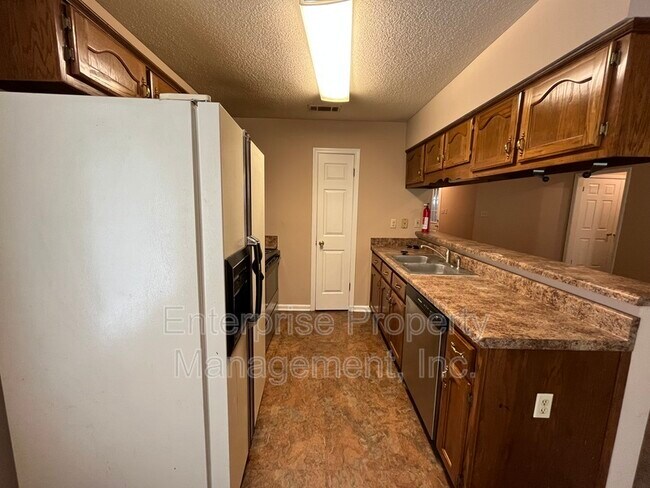 Building Photo - 1091 Nolan Ln
